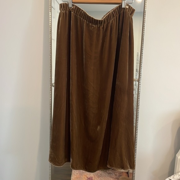 Eileen Fisher A-Line Midi Velvet Skirt - Picture 5 of 9